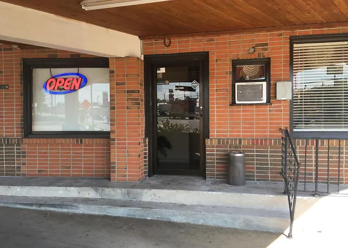 Motel: Best Value Inn Motel Sandusky